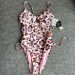 NWTHula Honey Monokini‎